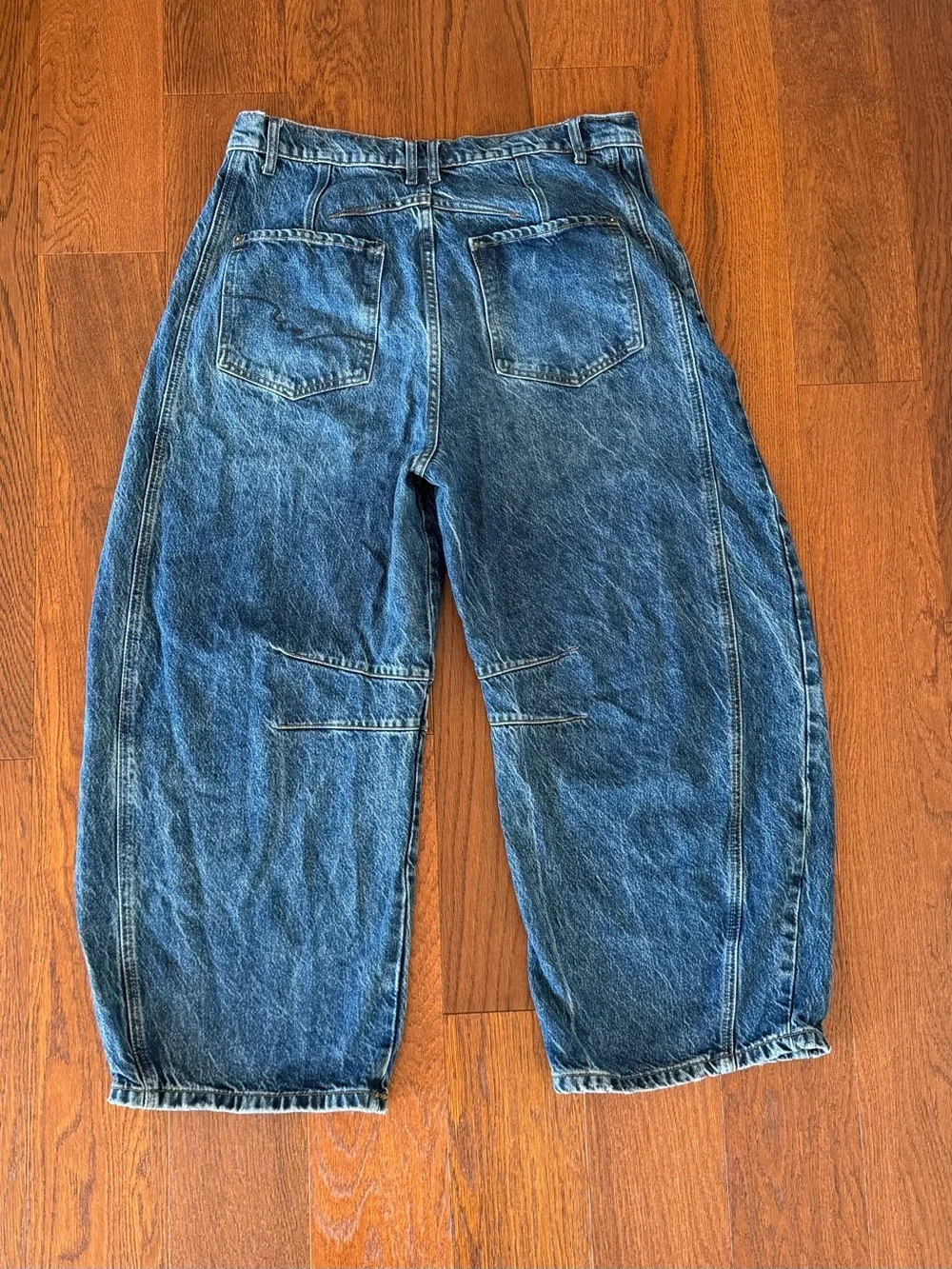 We The Free Good Luck Mid Rise Barrel Jeans in Deep End size 31 - Picture 6 of 11